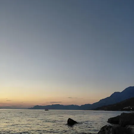 Apartments Makarska شقة
