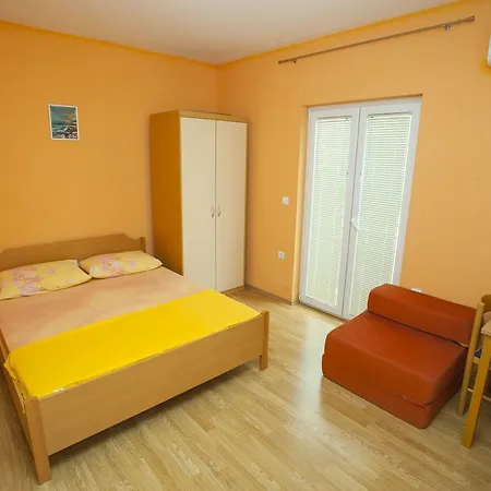 Apartments Makarska ماكارسكا